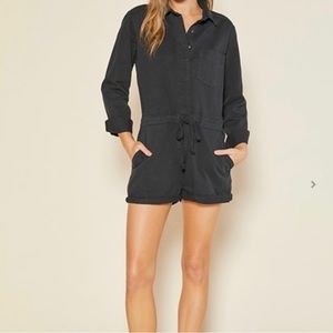 Outerknown Wander Romper. Black size s/p